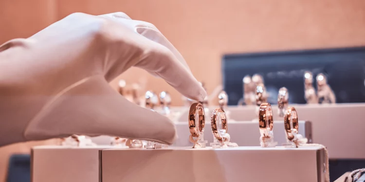 Де купити ювелірні прикраси у Львові: онлайн все ж перемагає офлайн