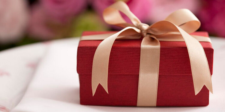 Корпоративні подарунки керівництву на Новий рік